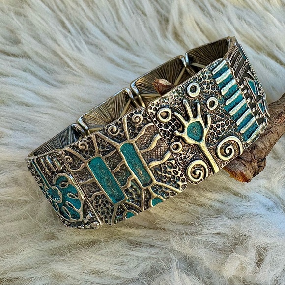 Vintage ๐ค Boho Silver Tone & Turquoise Stretch Bracelet Square Tribal Beachy - Picture 3 of 8
